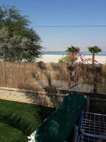 Ein Gedi Rooms Neve Zohar Exterior photo